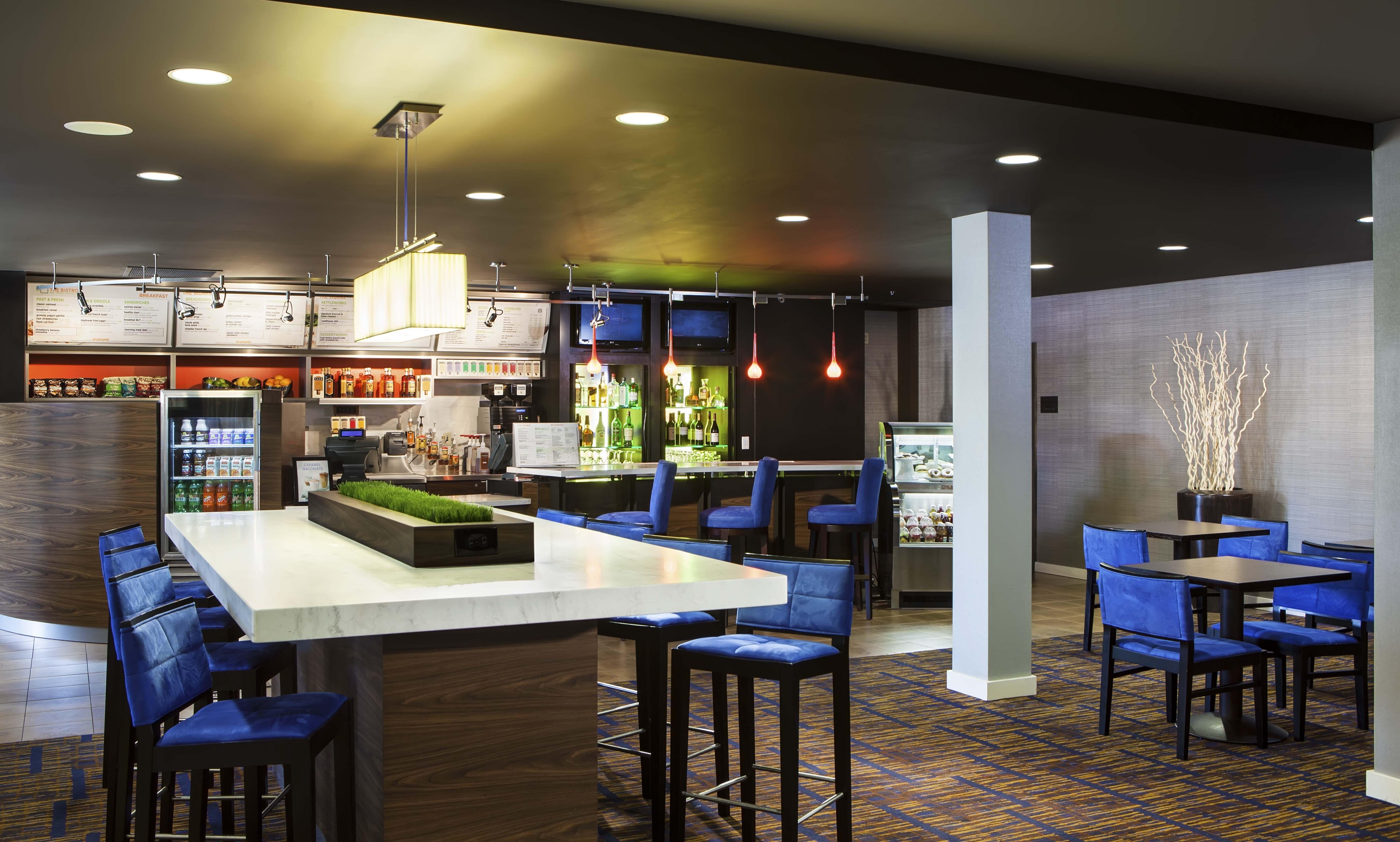 Courtyard By Marriott Miami Aventura Mall Exterior photo
