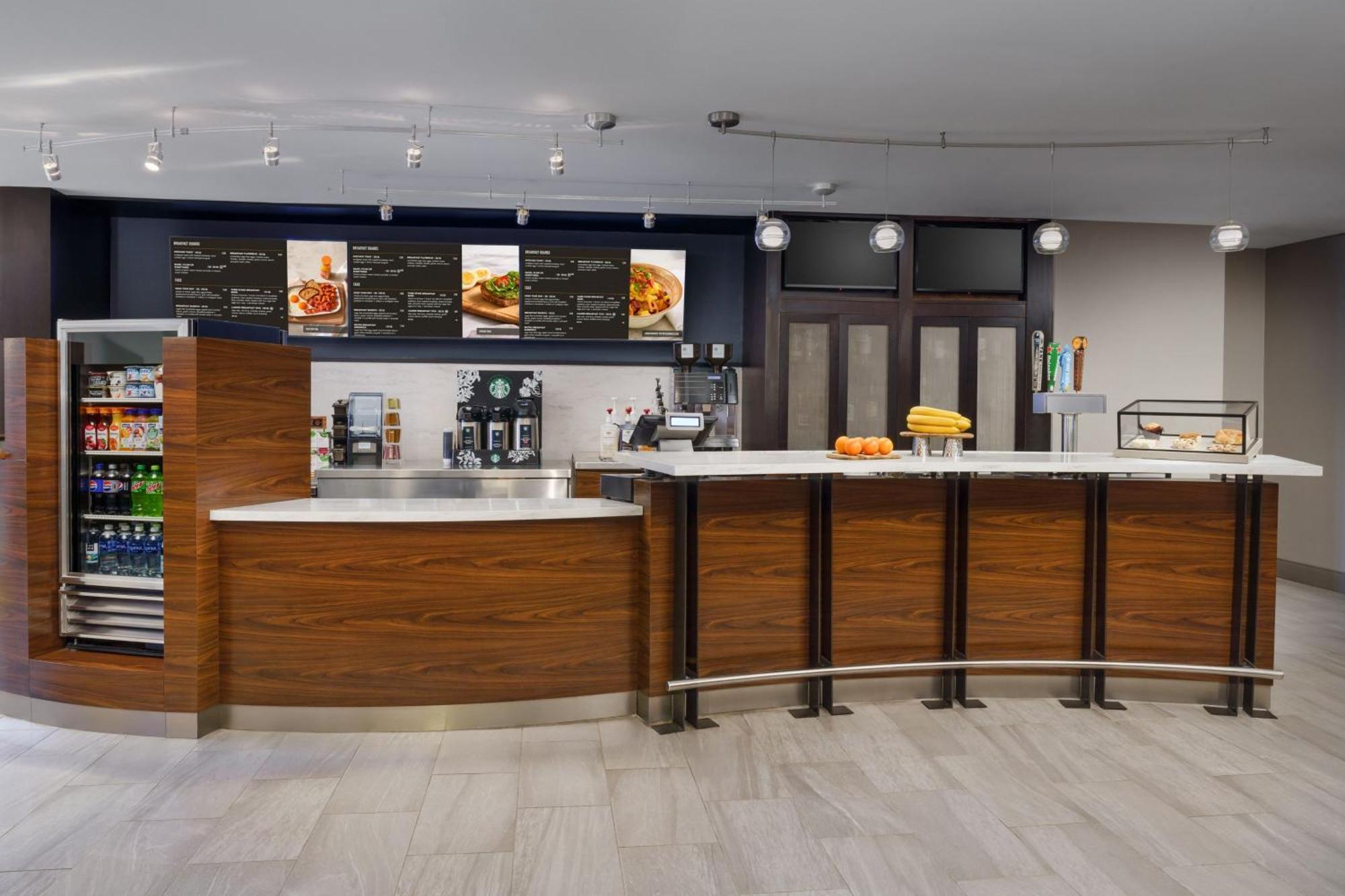 Courtyard By Marriott Miami Aventura Mall Exterior photo